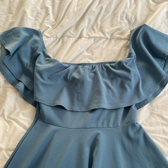 Off shoulder mini dress - Picture 3 of 5